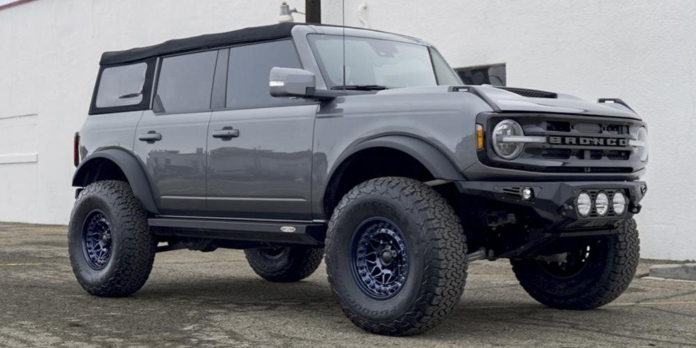  Ford Bronco with Black Rhino Alpha